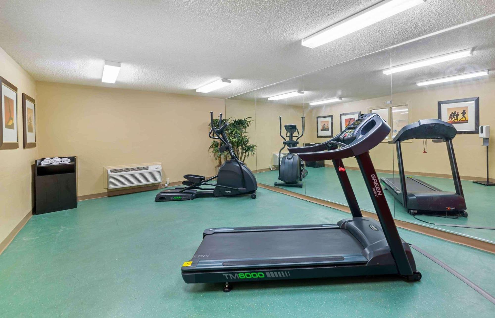 Extended Stay America Suites - Fort Lauderdale - Cypress Creek - Nw 6Th Way Exteriör bild