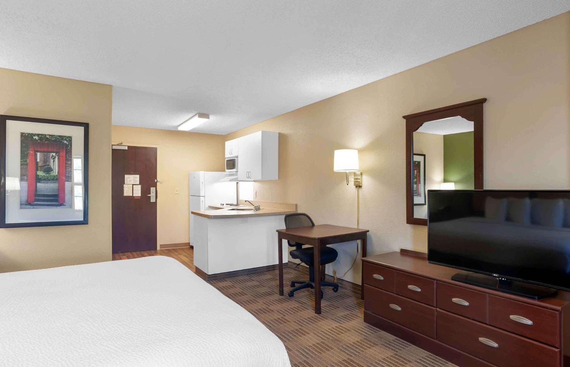 Extended Stay America Suites - Fort Lauderdale - Cypress Creek - Nw 6Th Way Exteriör bild