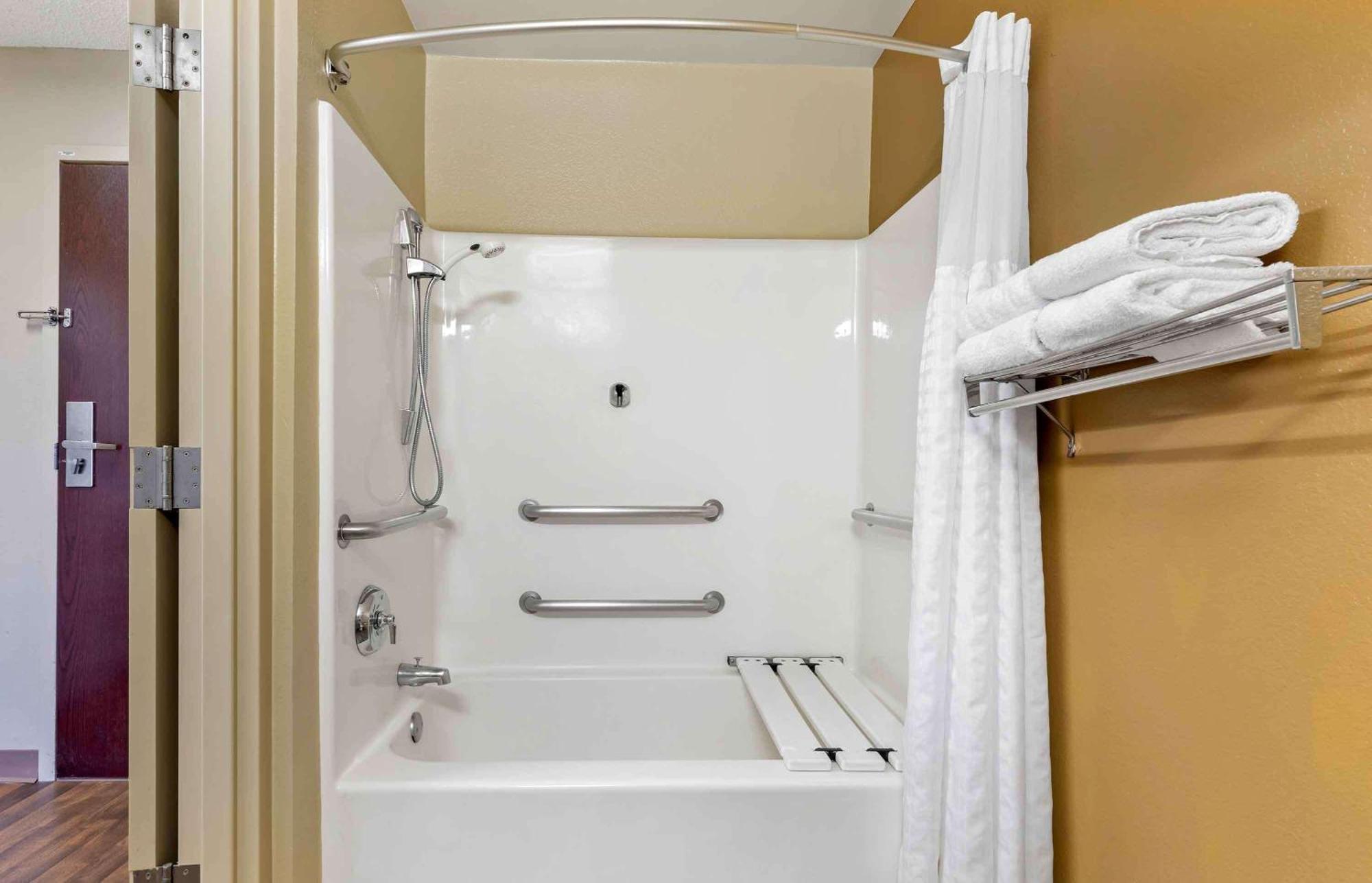 Extended Stay America Suites - Fort Lauderdale - Cypress Creek - Nw 6Th Way Exteriör bild