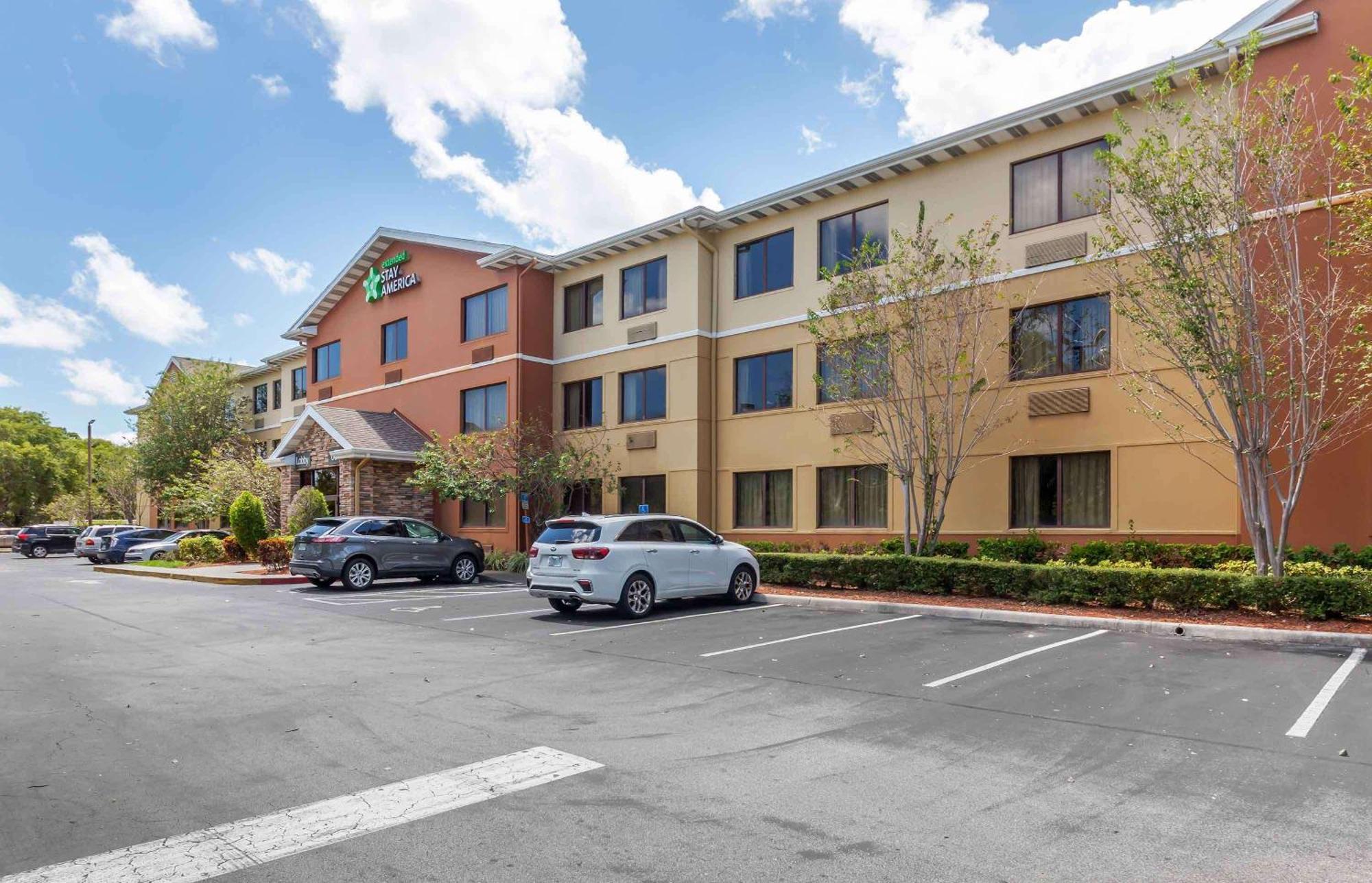 Extended Stay America Suites - Fort Lauderdale - Cypress Creek - Nw 6Th Way Exteriör bild